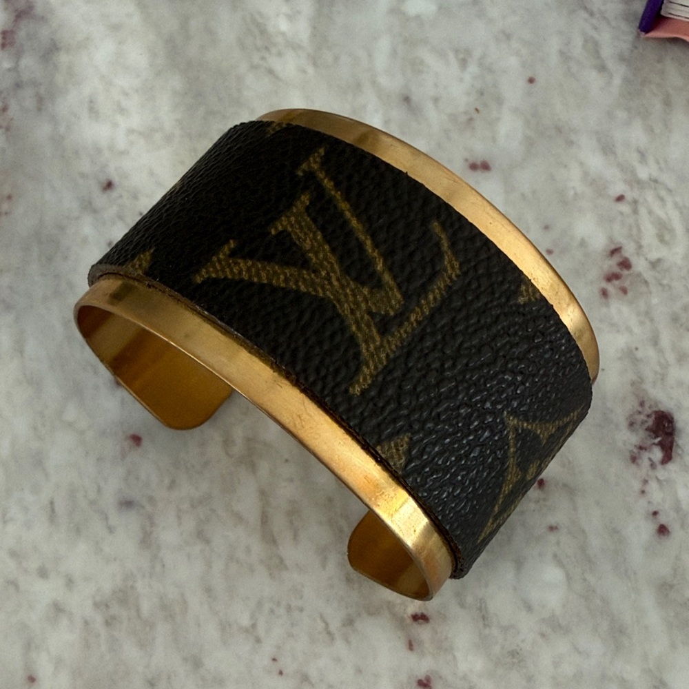 Luxury Brown and Gold Cuff Bracelet
